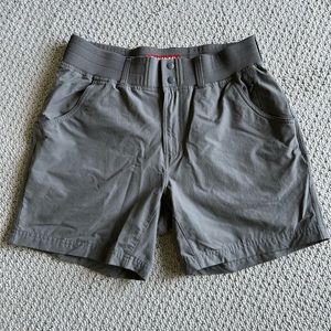 SIMMS Women’s shorts size small